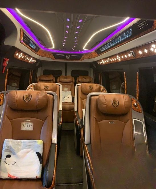 Xe Dũng My Limousine Ghế ngồi Nội thất Limousine 9 chỗ