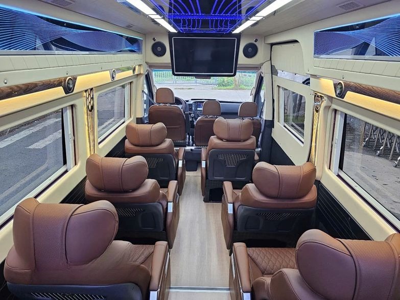 Hoàng Hiệp Limousine