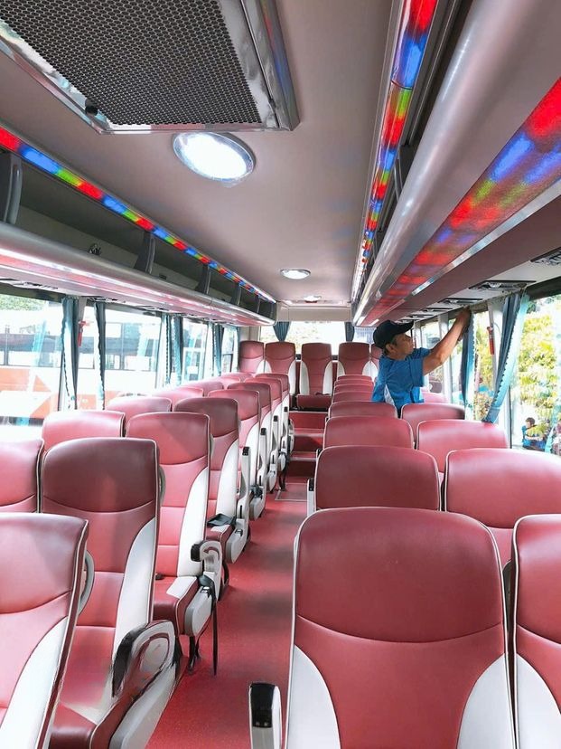 Xe Duy Quý Tiện ích Nội thất Ghế ngồi 47 chỗ