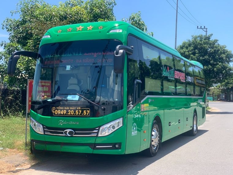 Xe Mai Linh (Đà Nẵng) Mặt trước xe Bên hông xe Limousine 24 Phòng