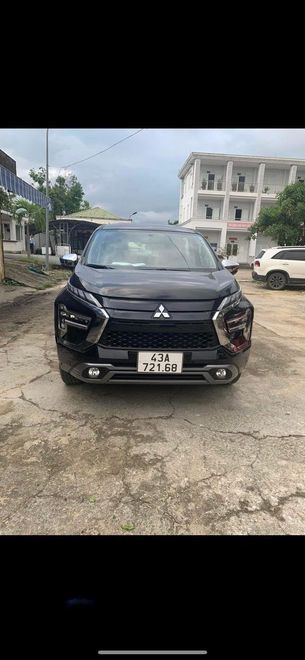 Xe Hà Thảo Mặt trước xe Ghế ngồi 4 chỗ