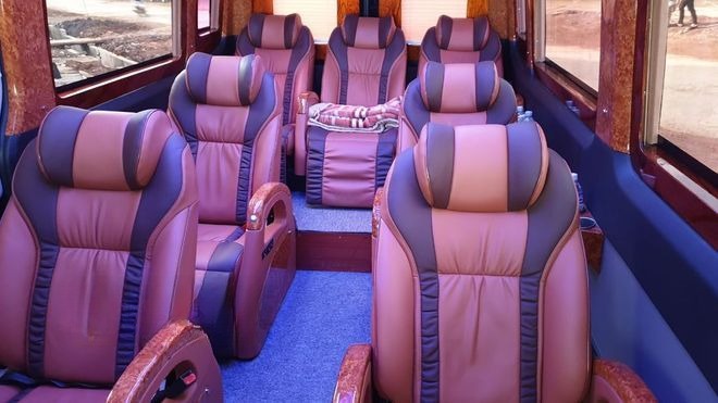Xe Xuân Tráng Limousine Nội thất 