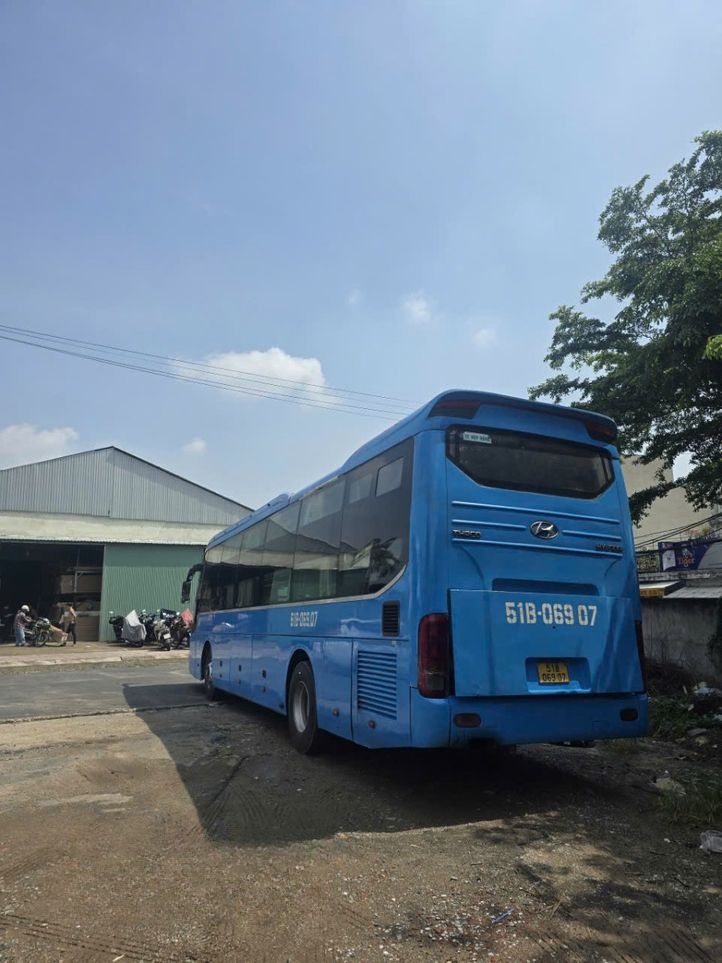 Xe Khánh Nhân Mặt sau xe Giường nằm 46 chỗ