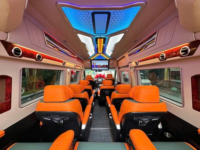 Xe Ninh Bình Car Ghế ngồi Tiện ích Nội thất Limousine 10 chỗ