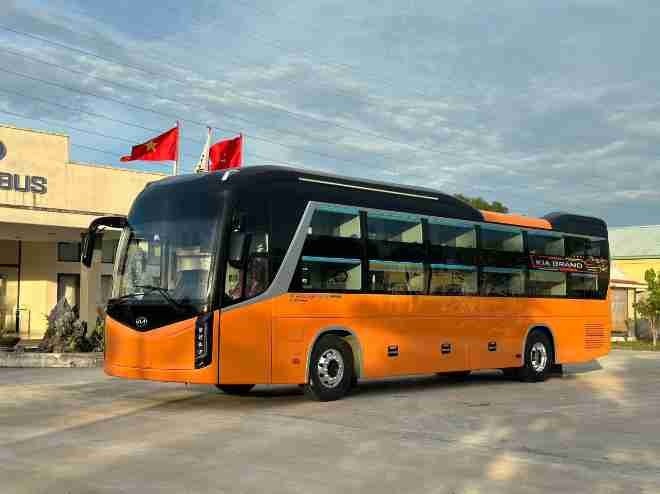 Xe Hưng Thịnh (Hà Giang) Mặt trước xe Xe Cabin cung điện 24 phòng