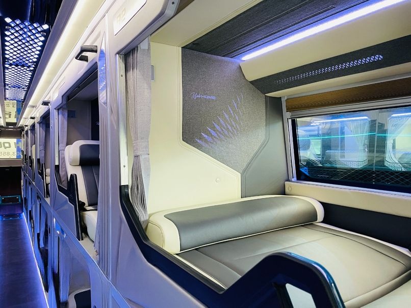 Xe Minh Quốc Nội thất Limousine 24 Giường Đơn