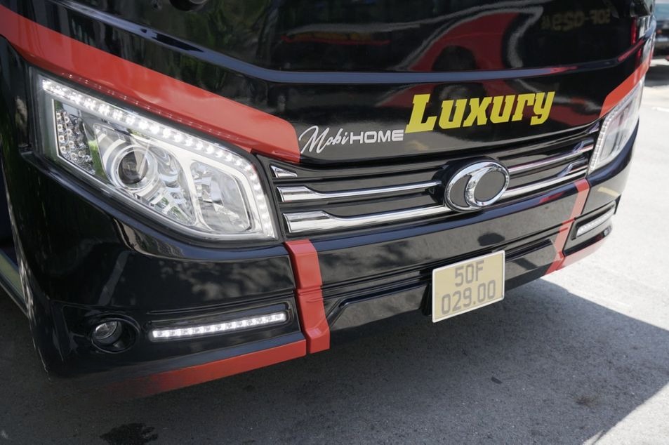 Xe Tiến Oanh Mặt trước xe Giường nằm 34 chỗ