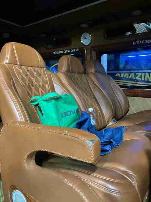 Xe Thịnh Thái Limousine Ghế ngồi Tiện ích Nội thất Limousine 10 chỗ