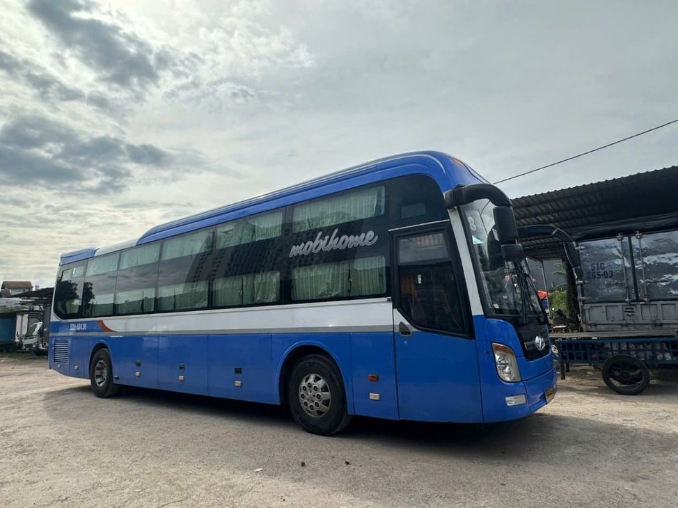 Xe Anh Chính Bên hông xe Mặt trước xe Giường nằm 40 chỗ