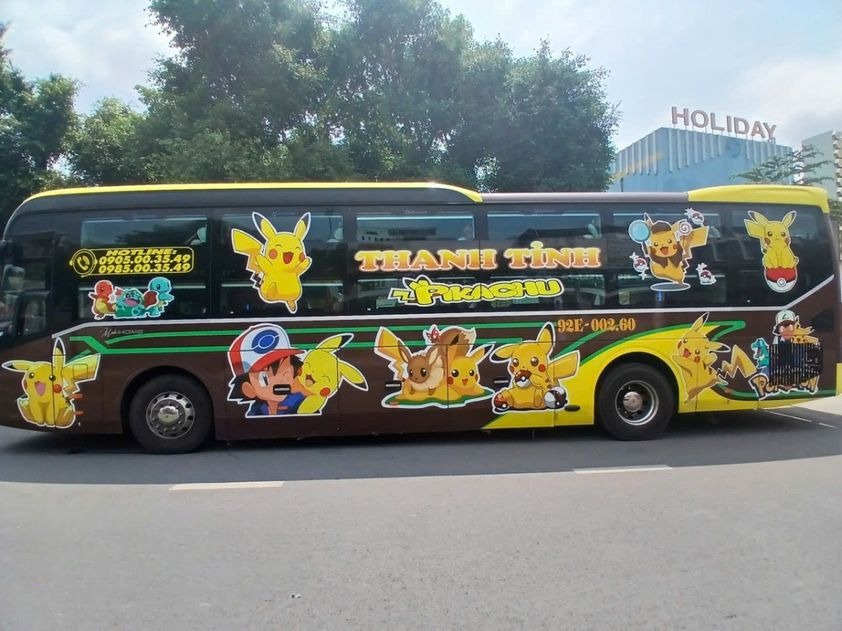 Xe Lovabus Bên hông xe Limousine 24 phòng