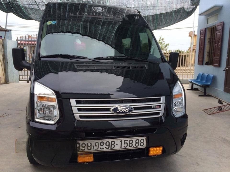 Xe Thủ Đô Limousine Mặt trước xe Limousine 9 chỗ VIP
