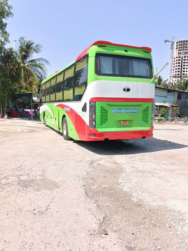 Xe Tân Thành Nhân (Bình Định) Mặt sau xe Bên hông xe Limousine 24 phòng