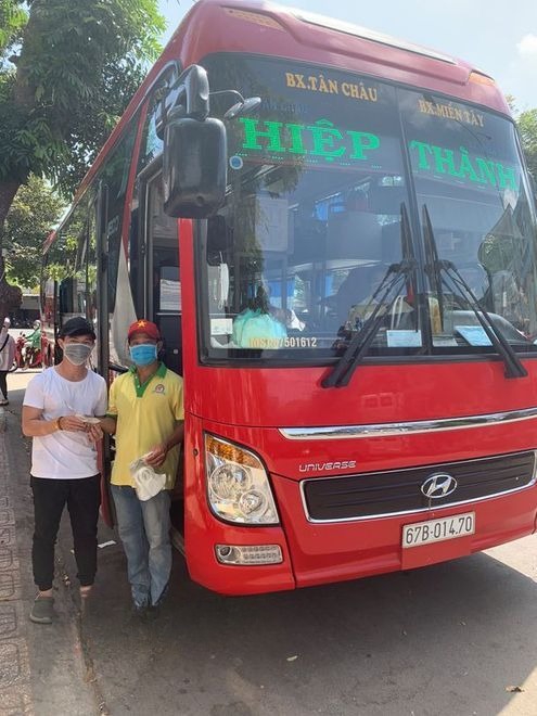 Xe Hiệp Thành Mặt trước xe Giường nằm Giường nằm 40 chỗ