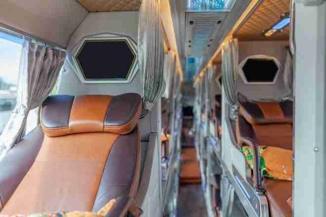 Xe Phú Lộc (Huế) Giường nằm Limousine giường phòng 34 chỗ 