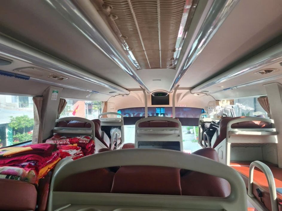 Xe Yến Thông Tiện ích Nội thất Giường nằm 44 chỗ