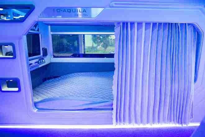 Xe Xuân Tráng Limousine undefined