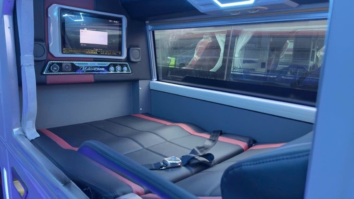 Xe Quý Thảo (Đà Nẵng) Giường nằm Nội thất Tiện ích Limousine giường phòng 24 chỗ