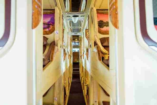 Xe Hải Phú Tiện ích Xe cabin cung điện 24 phòng