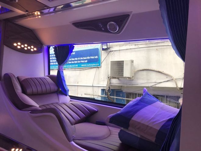 Xe Lovabus Giường nằm Nội thất Limousine giường nằm 34 chỗ
