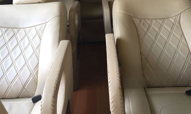 Vũ Linh limousine