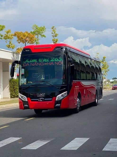 Xe Kim Chi 265 Mặt trước xe Giường nằm 44 chỗ