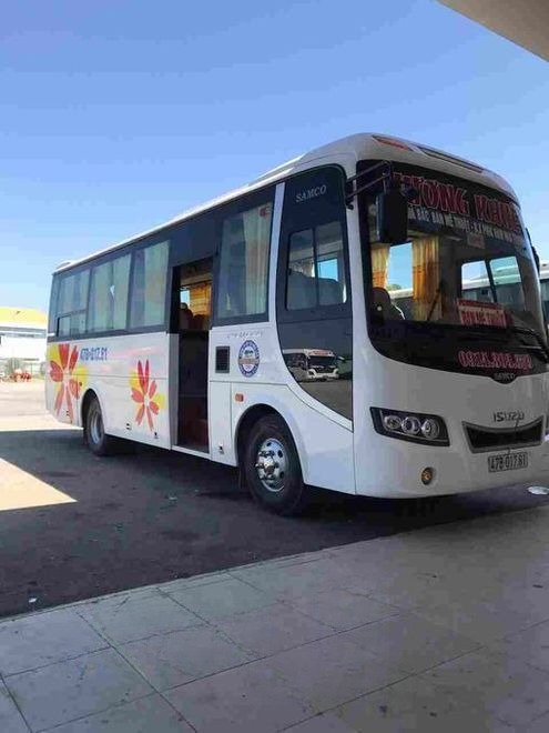 Xe Lovabus Bên hông xe Mặt trước xe Ghế ngồi 29 chỗ 