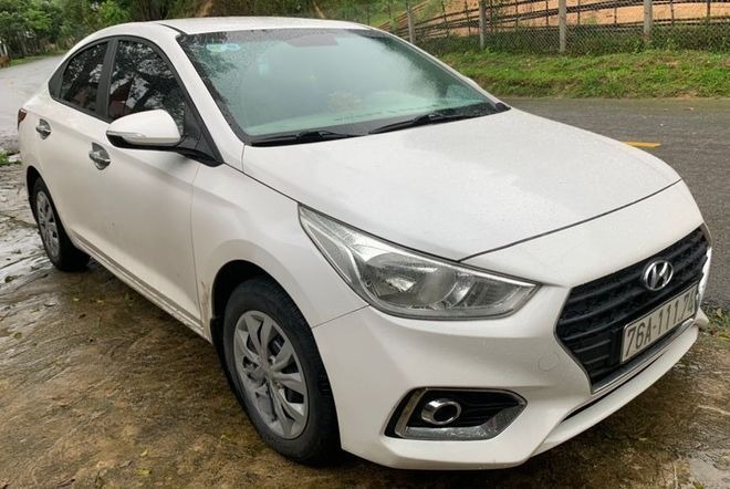 Xe Phát Trọng Đạt Mặt trước xe Bên hông xe Ghế ngồi 5 chỗ