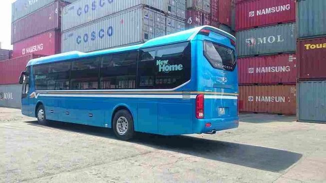 Xe Mỹ Loan (Cà Mau) Bên hông xe Mặt sau xe Giường nằm 41 chỗ