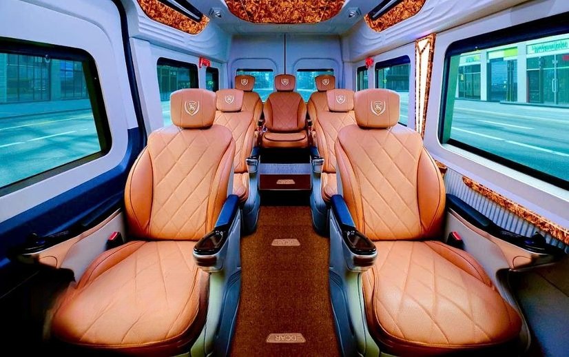 Xe Bê Hà (Phú Yên) Ghế ngồi Nội thất Limousine 11 chỗ massage