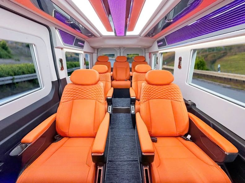 Xe Thanh Nhã Ghế ngồi Limousine 11 chỗ