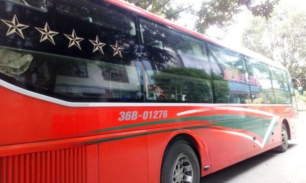 Xe Hải Hạnh Bên hông xe Giường nằm 46 chỗ