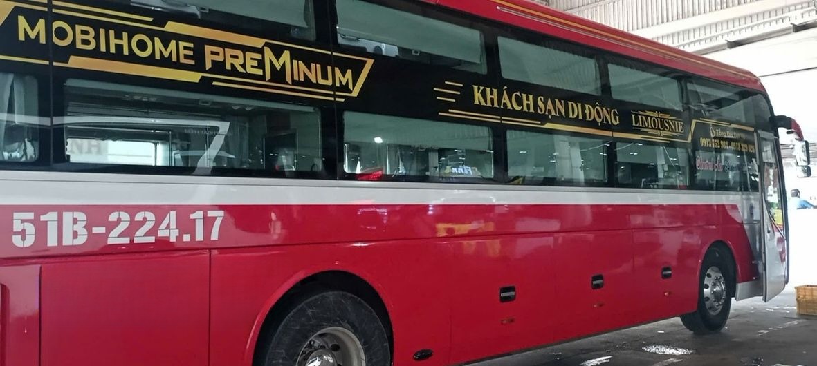 Xe Chuônl Ẩn Bên hông xe Limousine 24 Phòng