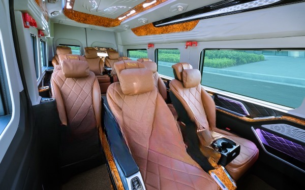 Thái Bảo Limousine