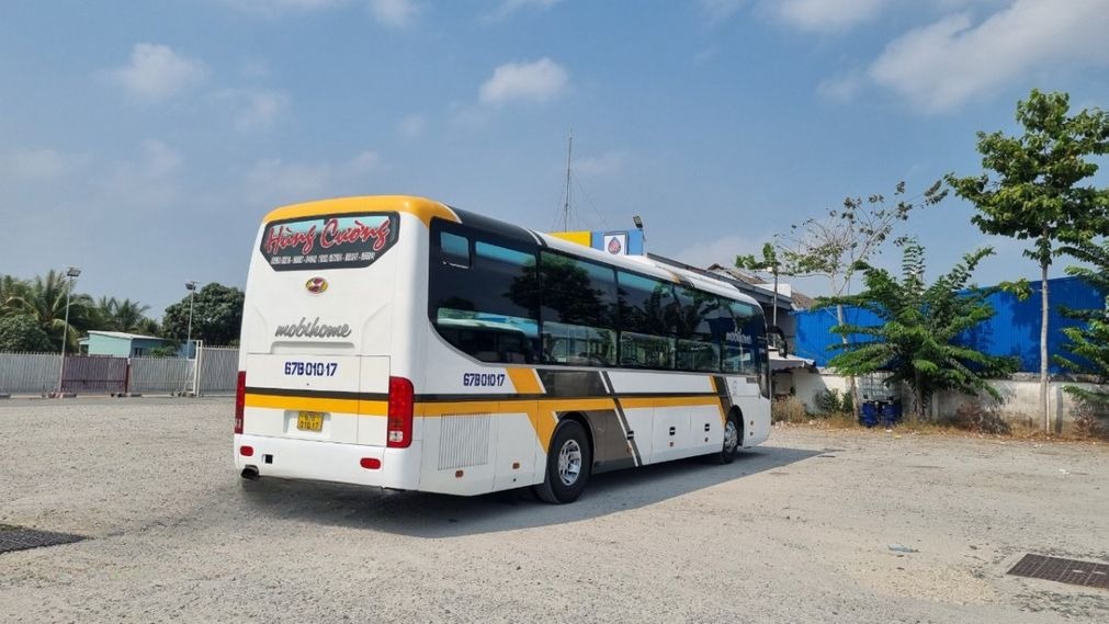 Xe Lovabus Mặt sau xe Bên hông xe Giường nằm 40 chỗ