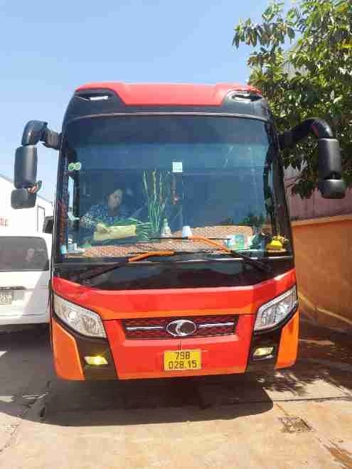 Xe Gia Nghi Mặt trước xe Giường nằm 36 chỗ