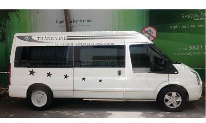 Xe Thành Vinh (Vũng Tàu) Bên hông xe Limousine 9 chỗ