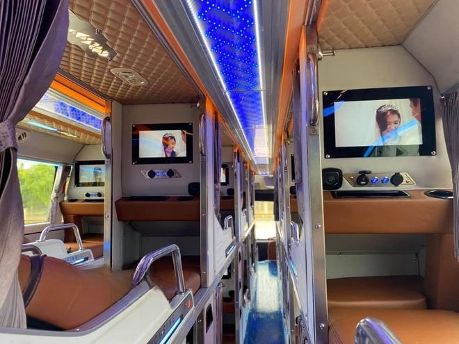 Xe Hồng Sơn (Phú Yên) Tiện ích Nội thất Limousine giường nằm 34 chỗ
