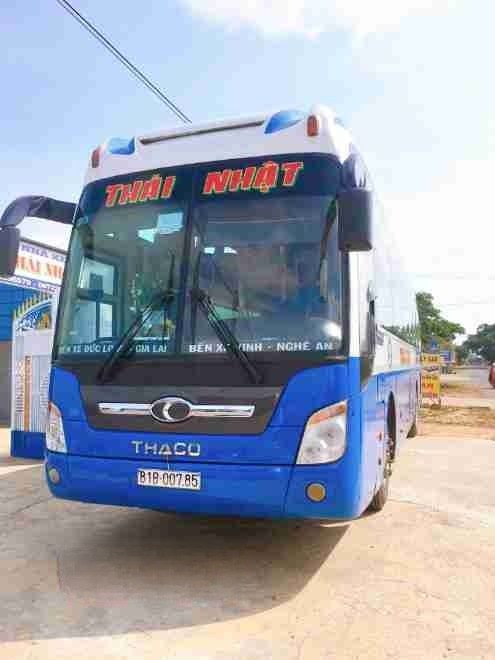 Xe Thái Nhật Mặt trước xe Giường nằm 46 chỗ