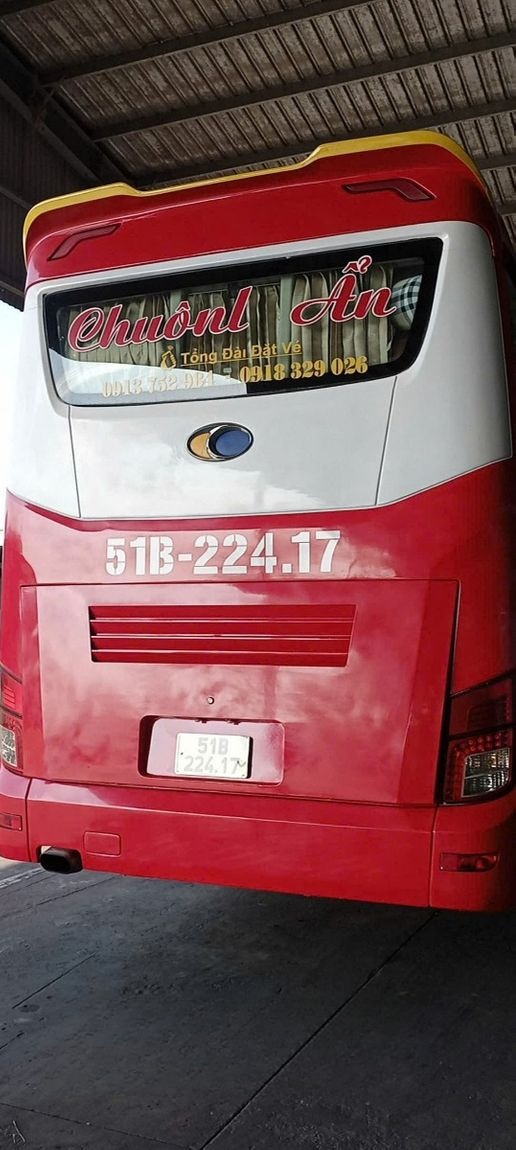 Xe Chuônl Ẩn Mặt sau xe Limousine 24 Phòng