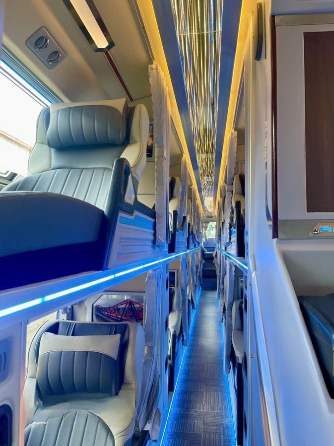 Xe Trang Hòa Giường nằm Nội thất Tiện ích Limousine 34 giường