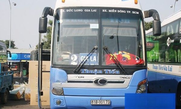 Xe Thuận Tiến Mặt trước xe Giường nằm 41 chỗ