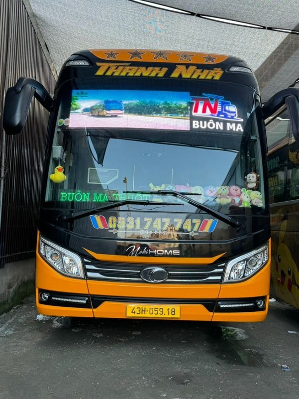 Xe Thanh Nhã Mặt trước xe Limousine 24 Phòng