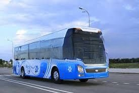 Xe KT Travel Huế Bên hông xe Mặt trước xe Ghế ngồi 35 chỗ