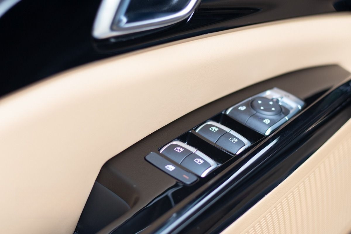 Xe Hà Lan Transport Tiện ích Xe 6 chỗ