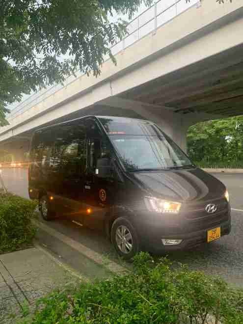 Xe Đức Dương Bus Bên hông xe Ghế ngồi 16 chỗ