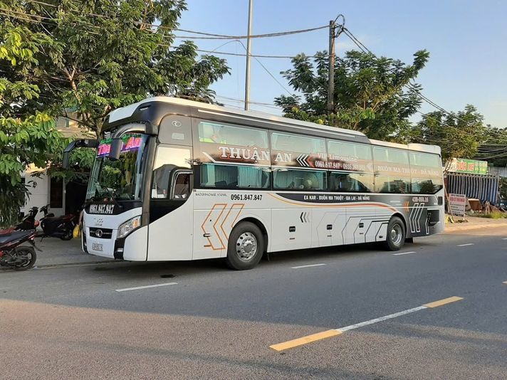 Xe Thuận An Bên hông xe Giường nằm 34 chỗ