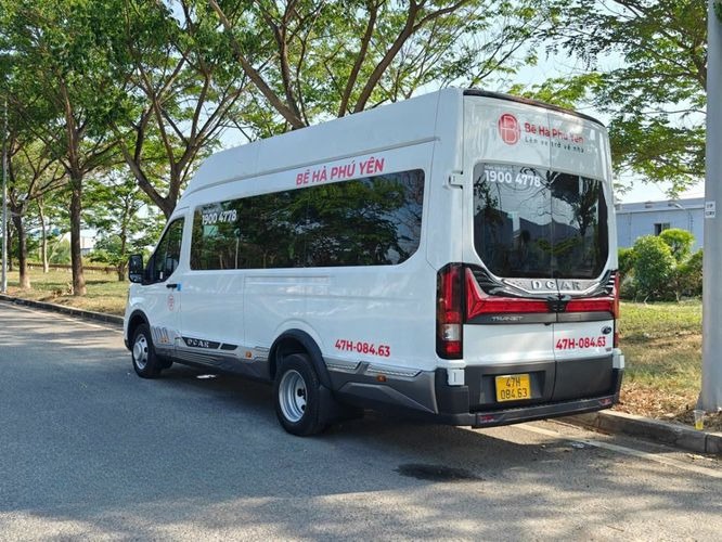 Xe Bê Hà (Phú Yên) Mặt trước xe Mặt sau xe Bên hông xe Limousine 11 chỗ massage