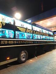 Xe Đức Lan Bên hông xe Limousine giường nằm 34 chỗ