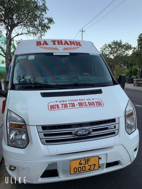 Xe Ba Thanh Limousine  Mặt trước xe Limousine 9 chỗ