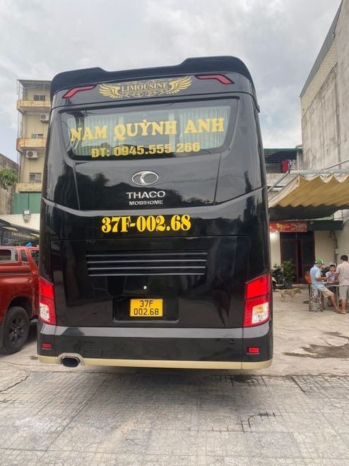 Xe Nam Quỳnh Anh Mặt sau xe 